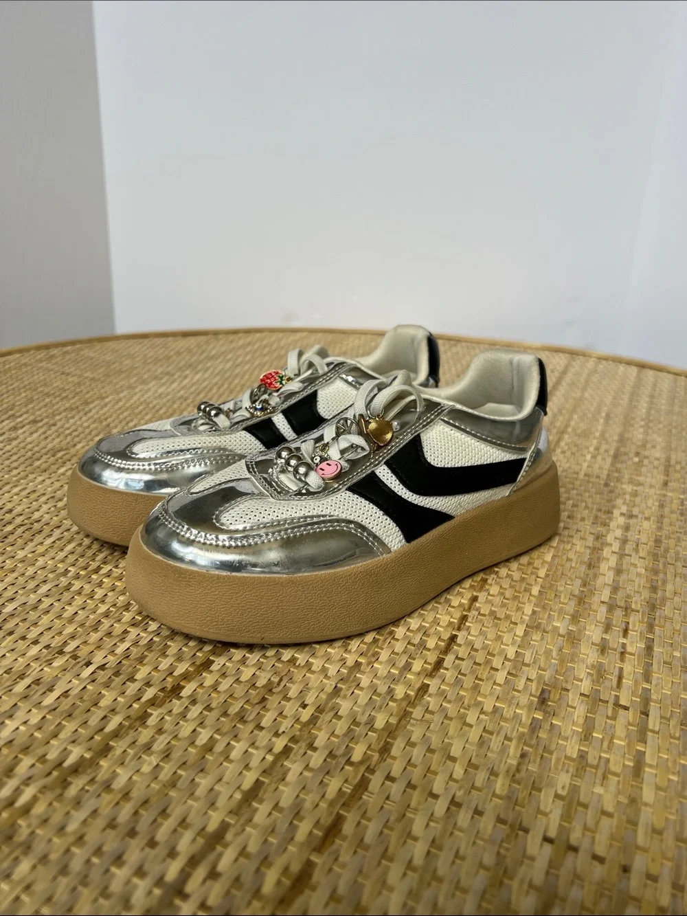 Steve Madden J-Jersey Charm Platform Sneaker Slip on Cream Silver Black Y2 girl